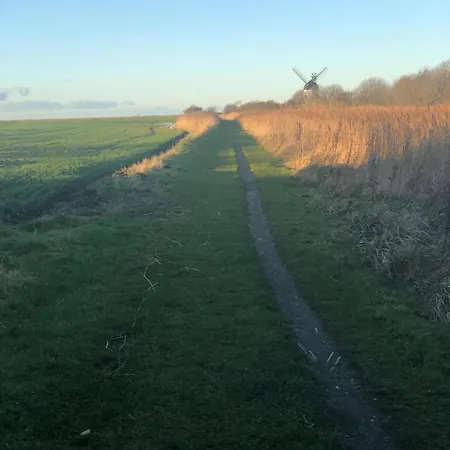 Gaestehuset Rosenvang ホームステイ *