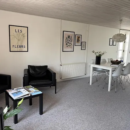 Gaestehuset Rosenvang ホームステイ *