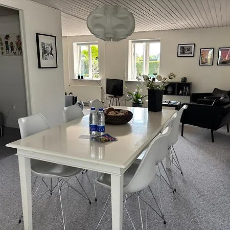 Gaestehuset Rosenvang *